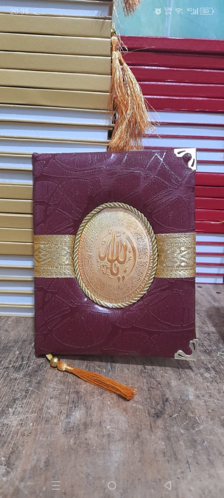 yasin - motif list marun